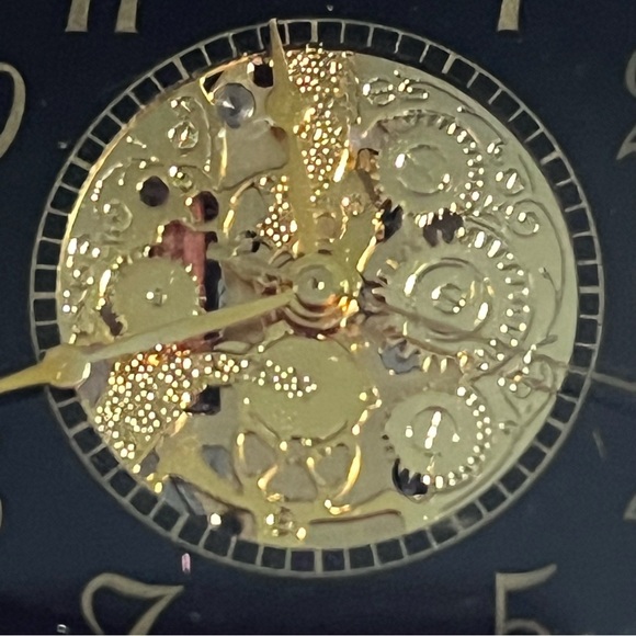 LA Express Vintage Oversized Black Gold Tone Ladies Watch - Picture 13 of 14